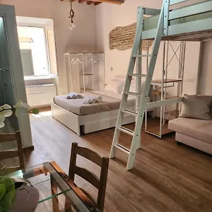 Ancora Giglio , Giglio Porto Italia